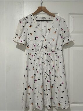 White Floral V-Neck Button Dress